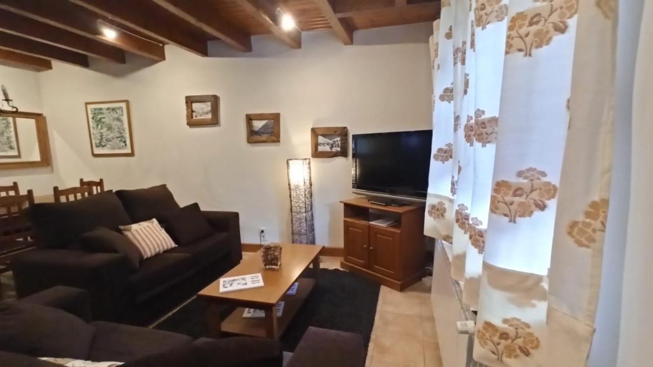 Tredos, Casa Adosada. Baqueira Екстер'єр фото